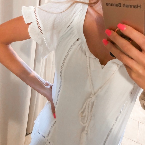 LAST ONE! White Ruffled Short Sleeved Top - Picture 2 of 3
